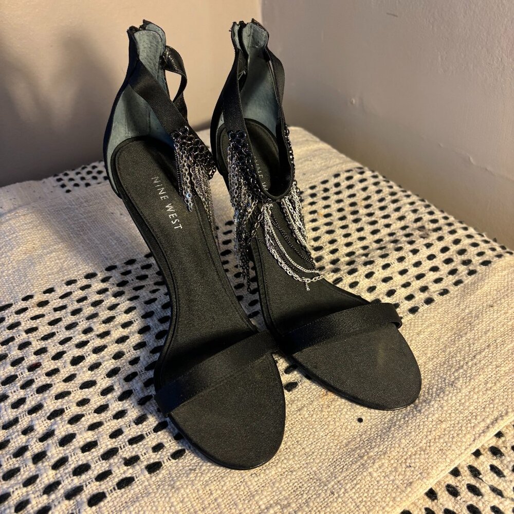 Black nine west heels size 8